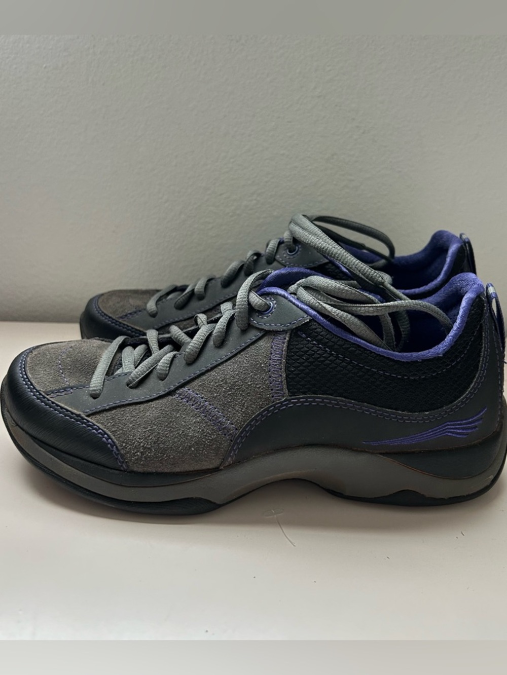 Dansko Sabrina Suede Purple Slip Resistant Walking Shoe Women's EU36/ US 5.5-6
